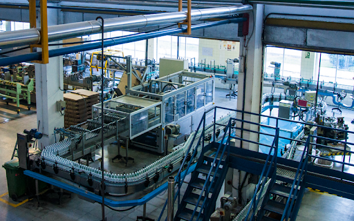 Interior planta embotelladora Mineraqua